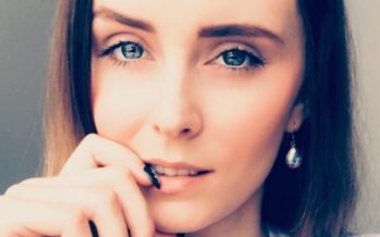 SKÖNHETS-och MODEbloggare Mariliis Anger avslöjade vad hon har i sin sminkväska och hemligheten med make-up som varar länge!